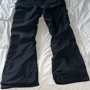 Black Boot cut Volcom Snowboarding pants